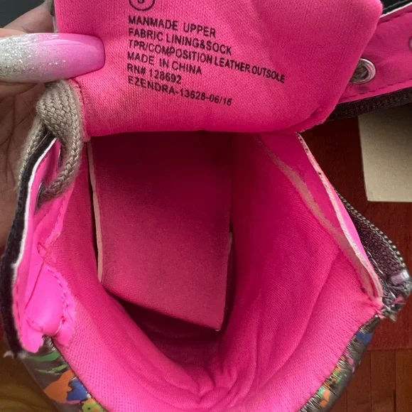 Steve Madden Girls 3 Jcafe Pewter Skinny High Top Paint Splashed Zip Up Shoes - Picture 3 of 5